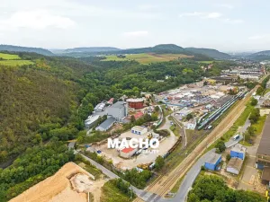Pronájem kanceláře, Králův Dvůr, Tovární, 370 m2