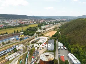 Pronájem kanceláře, Králův Dvůr, Tovární, 370 m2