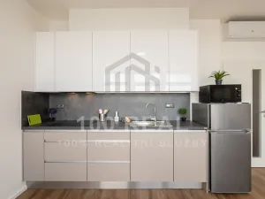 Pronájem bytu 1+kk, Pardubice, třída Míru, 37 m2
