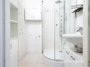 Pronájem bytu 3+1, Praha - Hlubočepy, Silurská, 72 m2