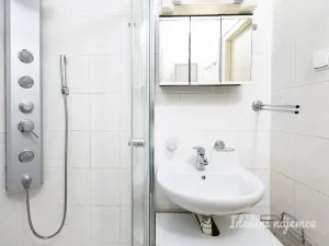 Pronájem bytu 3+1, Praha - Hlubočepy, Silurská, 72 m2