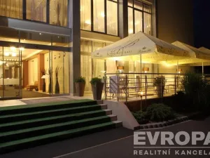 Pronájem restaurace, Plzeň, okres plzeň-město, 245 m2
