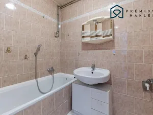 Prodej bytu 2+1, Chomutov, Fügnerova, 58 m2