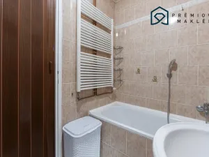 Prodej bytu 2+1, Chomutov, Fügnerova, 58 m2
