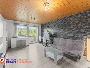 Prodej bytu 3+1, Horní Loděnice, 63 m2