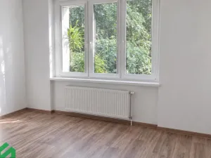 Pronájem bytu 2+kk, Praha - Libeň, V Holešovičkách, 42 m2