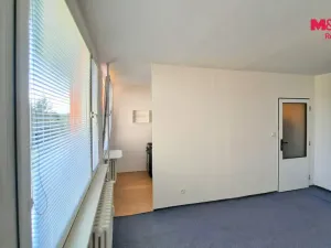 Pronájem bytu 1+kk, Rakovník - Rakovník II, Pod Nemocnicí, 27 m2