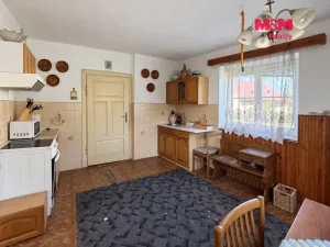 Prodej rodinného domu, Staré Sedliště - Labuť, 208 m2