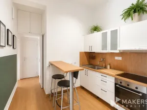Pronájem bytu 2+1, Praha - Bubeneč, Verdunská, 55 m2