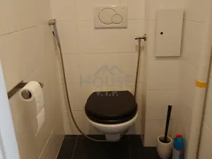 Pronájem bytu 3+kk, Praha - Vinohrady, V Horní Stromce, 75 m2
