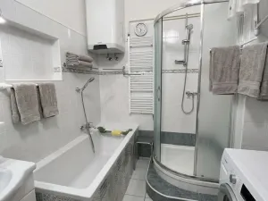 Prodej komerční nemovitosti, Teplice, Karla Čapka, 353 m2