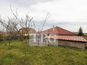 Prodej rodinného domu, Doubravčice, Pod vodárnou, 140 m2