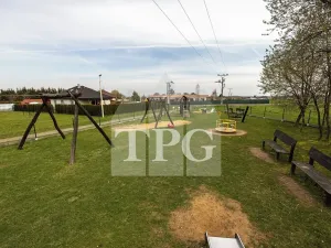 Prodej rodinného domu, Doubravčice, Pod vodárnou, 140 m2
