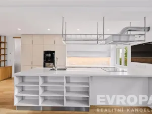 Pronájem bytu 4+kk, Praha - Strašnice, Pod strašnickou vinicí, 113 m2