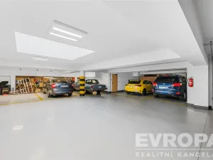 Pronájem bytu 4+kk, Praha - Strašnice, Pod strašnickou vinicí, 113 m2