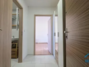 Prodej bytu 2+kk, Praha - Černý Most, Bratří Venclíků, 45 m2