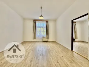 Prodej bytu 2+1, Praha - Libeň, náměstí Dr. Václava Holého, 80 m2