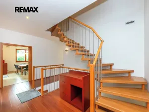 Prodej rodinného domu, Praha - Řeporyje, Havlůjové, 300 m2