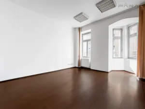 Pronájem kanceláře, Praha - Žižkov, 100 m2