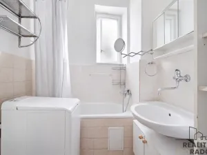 Prodej bytu 1+1, Pardubice, Čechovo nábřeží, 42 m2