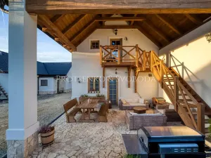 Prodej vícegeneračního domu, Lipí, 223 m2