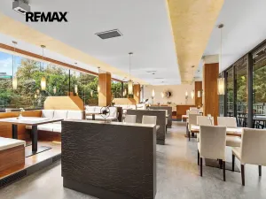 Prodej obchodního prostoru, Plzeň, Částkova, 388 m2
