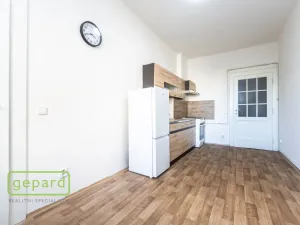 Pronájem bytu 2+kk, Praha, Osadní, 46 m2