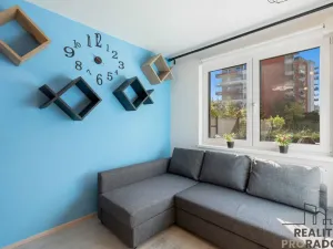 Pronájem bytu 1+kk, Praha - Letňany, Škrábkových, 39 m2