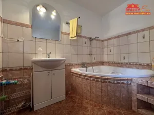 Prodej chalupy, Červený Kostelec - Horní Kostelec, 65 m2