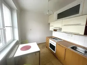 Pronájem bytu 2+1, Ústí nad Labem, Kozinova, 55 m2