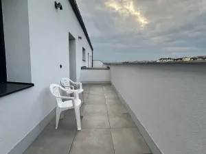 Pronájem bytu 2+kk, Praha - Vršovice, Ukrajinská, 55 m2