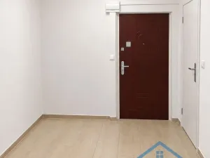 Pronájem bytu 2+1, Chomutov, Školní pěšina, 61 m2