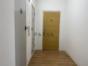 Pronájem bytu 1+1, Tachov, Želivského, 39 m2