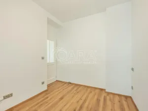 Pronájem bytu 2+kk, Praha - Dejvice, Nad Šárkou, 62 m2