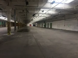 Pronájem skladu, Praha, 2700 m2