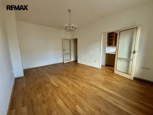 Pronájem bytu 2+1, Praha - Žižkov, Buková, 51 m2
