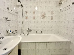 Pronájem bytu 2+1, Praha - Žižkov, Buková, 51 m2