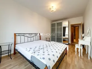 Pronájem bytu 3+kk, Praha - Strašnice, Zvěřinova, 103 m2