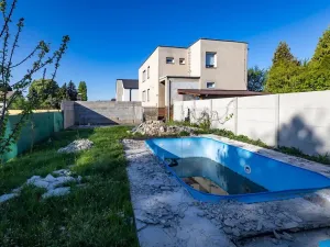 Dražba rodinného domu, Radonice, Zápská, 108 m2