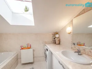 Pronájem bytu 3+kk, Mariánské Lázně, Karlovarská, 113 m2