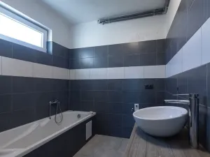 Dražba bytu 4+1, Radonice, Zápská, 108 m2