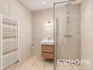 Pronájem bytu 1+kk, Břeclav, Za Bankou, 32 m2