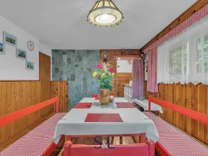 Prodej chaty, Karlovice, 136 m2