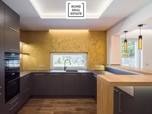 Prodej bytu 4+kk, Karlovy Vary, Šumavská, 171 m2