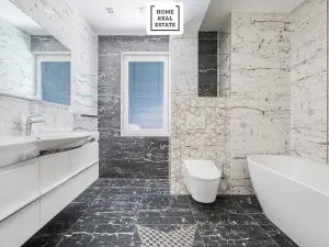 Prodej bytu 4+kk, Karlovy Vary, Šumavská, 171 m2