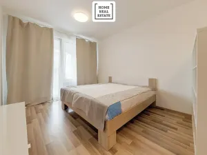 Pronájem bytu 1+kk, Praha - Strašnice, Zvěřinova, 48 m2