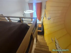 Pronájem bytu 1+kk, Praha - Nové Město, Hálkova, 38 m2