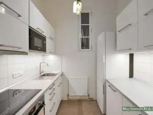 Pronájem bytu 1+kk, Praha - Nové Město, Hálkova, 33 m2