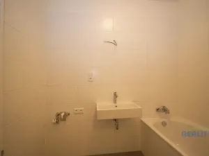 Prodej bytu 2+kk, Praha - Modřany, Kolmanova, 54 m2