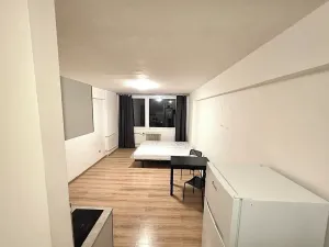 Pronájem bytu 1+kk, Praha - Radotín, Vrážská, 27 m2